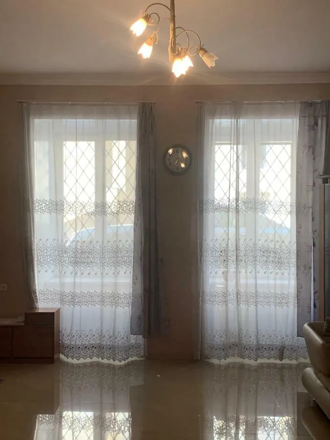 Апартаменты House Тбилиси 0*,